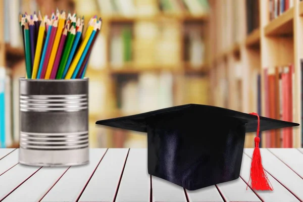 Graduation Hat Pencils Education Concept — Stock Photo, Image