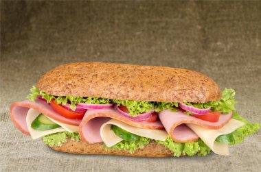 eti, jambon ve peynir ile lezzetli sandviç