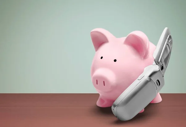 Piggy Bank Com Telefone Celular Investimento Conceito Economia — Fotografia de Stock