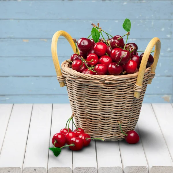 Ripe Sweet Cherries Basket Wooden Background — Stock Photo, Image