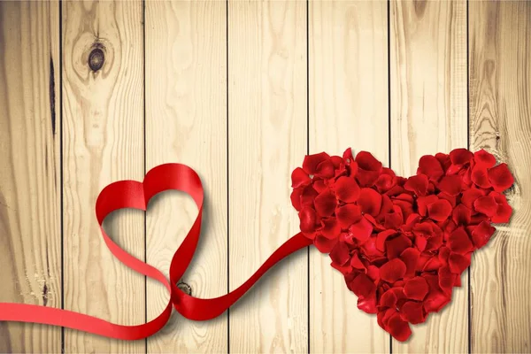 Romantic Background Red Heart Petals Wooden Floor — Stock Photo, Image