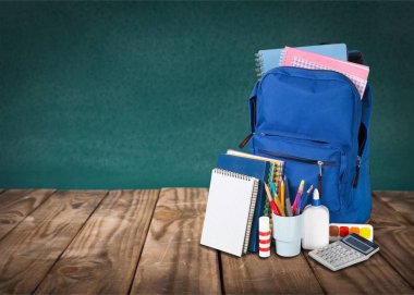 Okul sırt çantası ile Kırtasiye, Okul arka plan için geri 