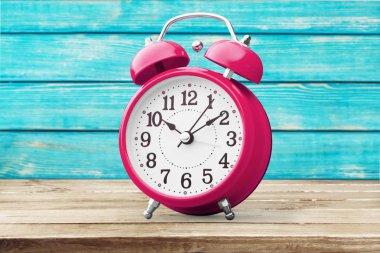  Retro çalar saat, portre  