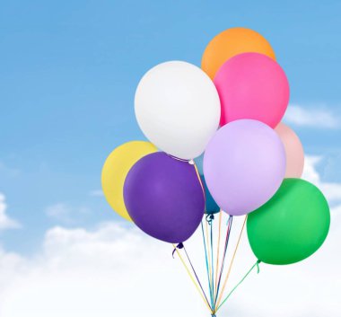 Parlak balonlar arka plan üzerinde demet