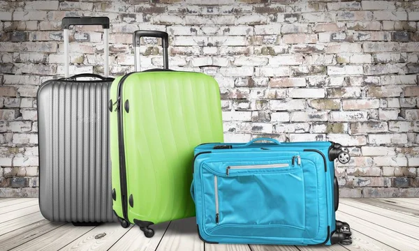 美しいカラフルなスーツケース 旅行の概念 — ストック写真