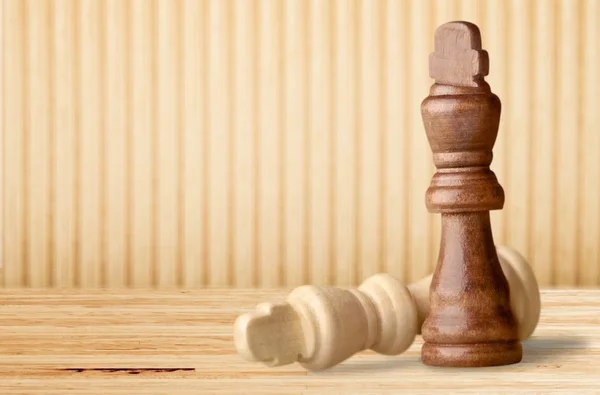 桌上的国际象棋人物 战略概念 — 图库照片