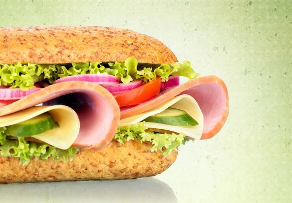 Heerlijke Sandwich Met Vlees Ham Kaas — Stockfoto