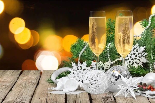 Verres Champagne Boules Noël Concept Célébration Nouvel — Photo
