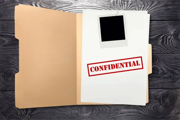 Dossier Contenant Des Documents Confidentiels Isolés Sur Fond — Photo