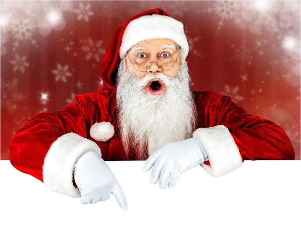 Porträt Von Weihnachtsmann Mit Leerer Karte Isoliert Auf Weißem Hintergrund — Stockfoto