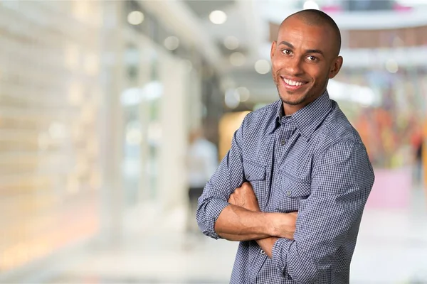 Porträt Eines Lächelnden Jungen Mannes Blauen Hemd — Stockfoto