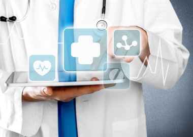 Dijital tablet, yakından görmek tutan doktor 