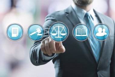 Hukuk hizmetleri simgeleri ve iş adamı