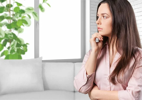 Fearful Woman Looking Distance — Stock Photo, Image