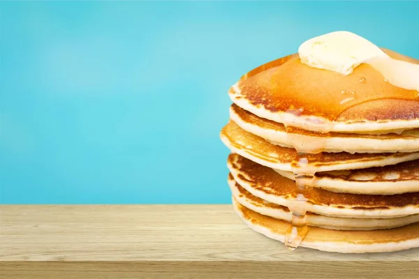 Stapel Van Heerlijke Pannenkoeken Huisgemaakte Ontbijt — Stockfoto