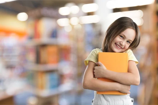 Schattig Klein Meisje Met Boek — Stockfoto