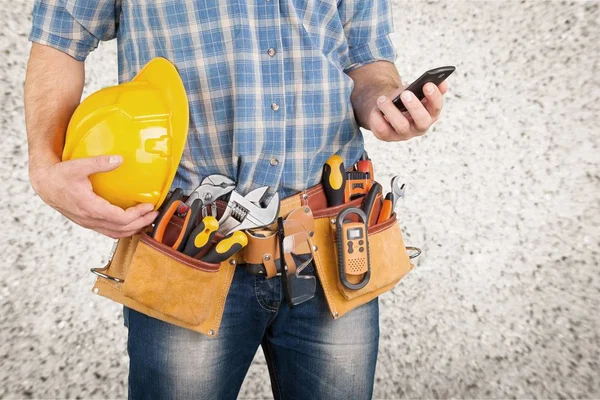 Trabajador Hombre Con Hardhat Herramienta Cinturón — Foto de Stock