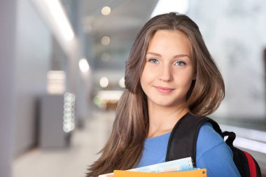 genç kız öğrenci portresi