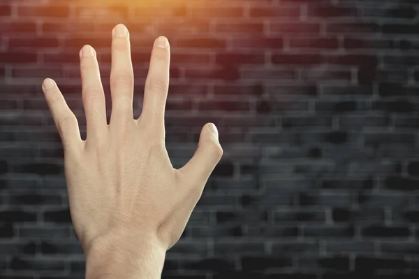 Mit Leerer Hand Gegen Mauer — Stockfoto