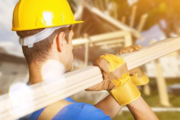 Junge Arbeiter Auf Der Baustelle — Stockfoto