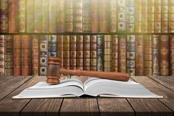 Wooden Judge Gavel Old Book — Stock Photo, Image