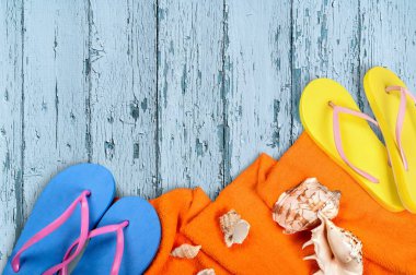 Plaj aksesuarlarına yakın çekim, seyahat konsepti 