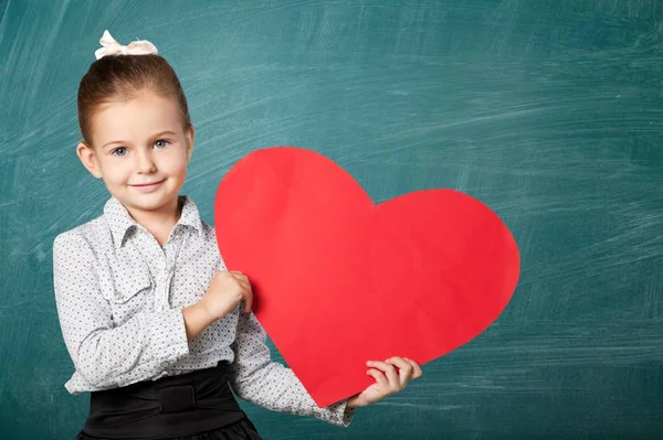 Schattig Klein Meisje Met Hart Teken — Stockfoto