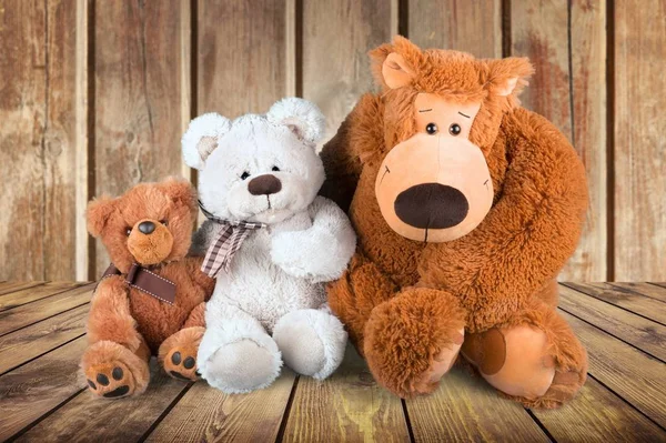 Lindos Osos Peluche Mesa Madera —  Fotos de Stock