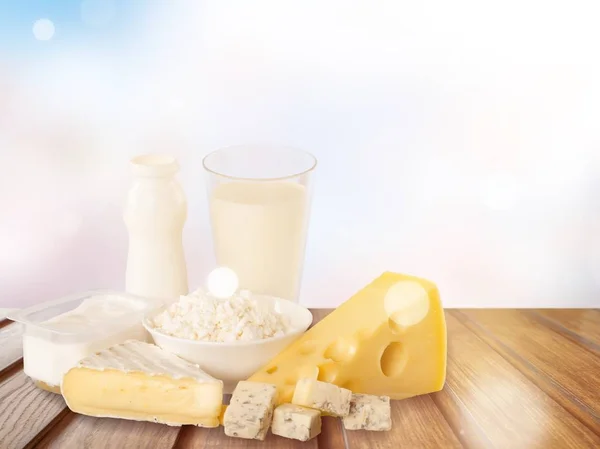 Melk Zuivelproducten Kaas Houten Tafel — Stockfoto