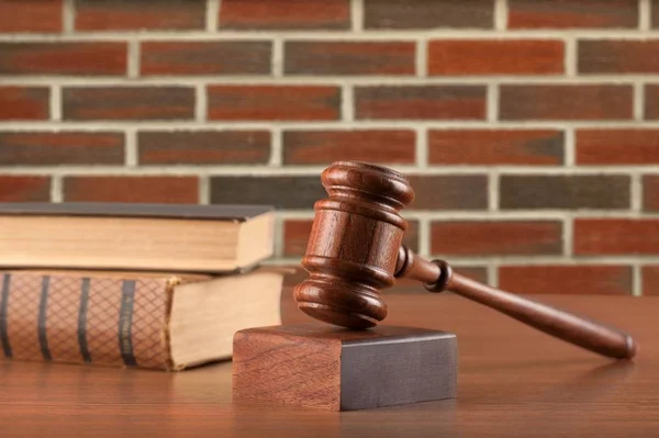 Деревянный Молоток Судьи Концепция Правосудия — стоковое фото