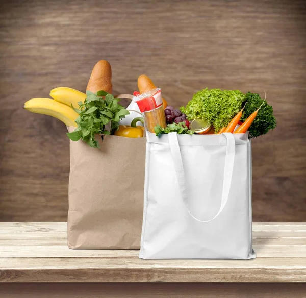 Einkaufstüten Mit Lebensmitteln — Stockfoto