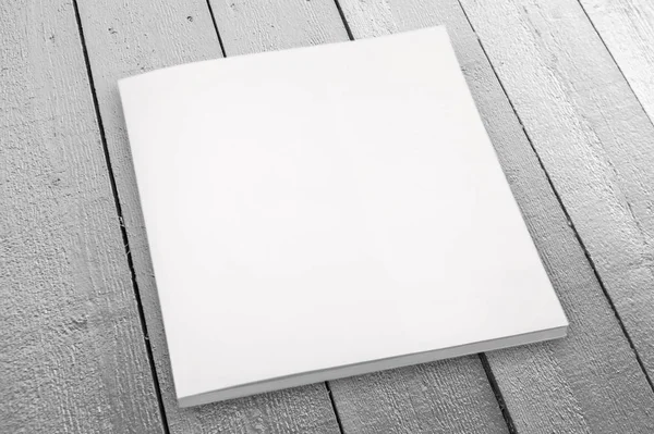 Caderno Branco Aberto Mesa Madeira — Fotografia de Stock