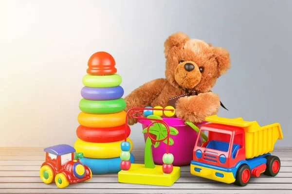 Teddyspielzeug Auf Holzgrund — Stockfoto