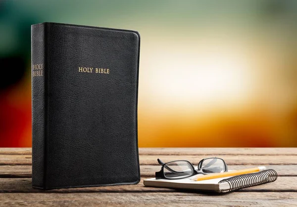 Libro Biblia Sagrada Concepto Religión —  Fotos de Stock