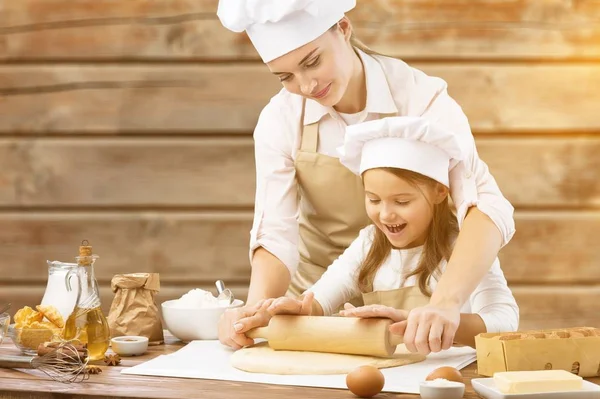 Gelukkig Moeder Dochter Keuken — Stockfoto