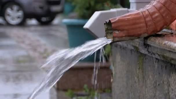 Water Pipe During the Rain — Stock Video