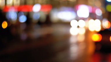 Ufuk gece şehir trafik ışıkları