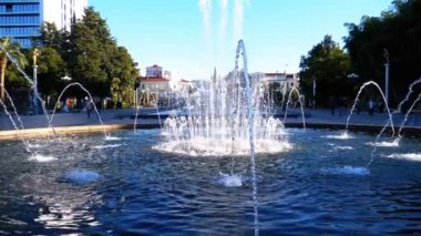 Müzik çeşmeler parkta Batum, Gürcistan çıkabilir. Ağır çekim
