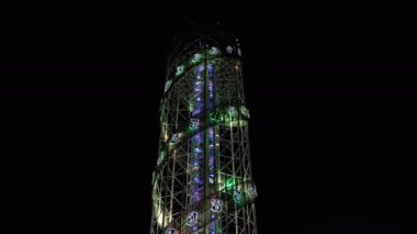 Batum, Gürcistan'daki setin gece alfabe kule