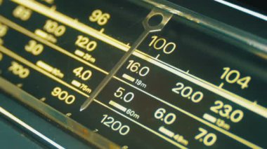 Analog Radyo arama sıklığını Vintage alıcı ölçeğini ayarlama
