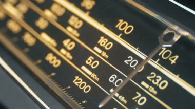 Analog Radyo arama sıklığını Vintage alıcı ölçeğini ayarlama