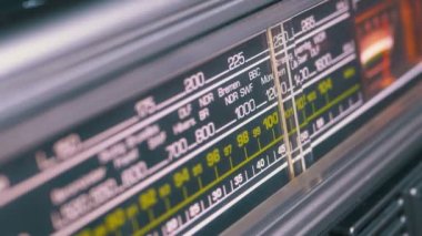 Analog Radyo arama sıklığını Vintage alıcı ölçeğini ayarlama