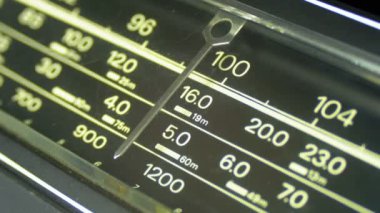 Analog Radyo arama sıklığını Vintage alıcı ölçeğini ayarlama