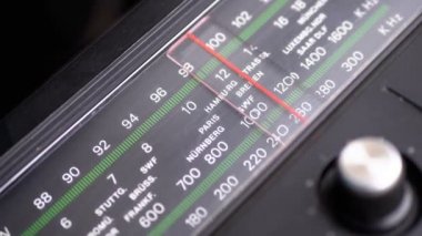 Analog Radyo arama sıklığını Vintage alıcı ölçeğini ayarlama