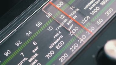 Analog Radyo arama sıklığını Vintage alıcı ölçeğini ayarlama