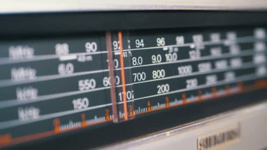 Analog Radyo arama sıklığını Vintage alıcı ölçeğini ayarlama