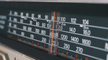 Analog Radyo arama sıklığını Vintage alıcı ölçeğini ayarlama