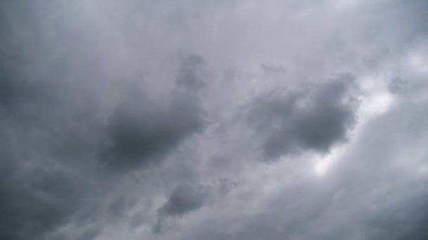 Storm wolken bewegen in de lucht, timelapse. — Stockvideo