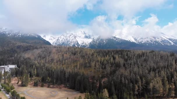 Vzdušný pohled na Strbske Pleso Resort v pohoří High Tatras. Slovensko
