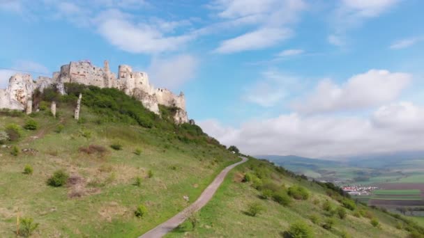 Vista aérea del Drone en el castillo de Spis. Eslovaquia. Castillo antiguo, Spissky Hrad . — Vídeos de Stock